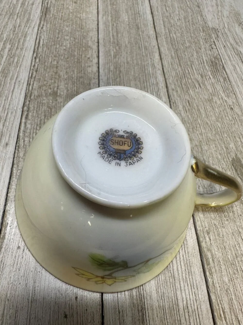 Vintage Shofu China Tea Cups & Saucers Floral Design Gold Rim Japan - Set of 2